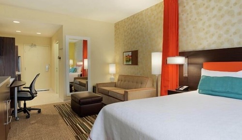 Studio, 1 King Bed, Accessible, Non Smoking (Hearing)