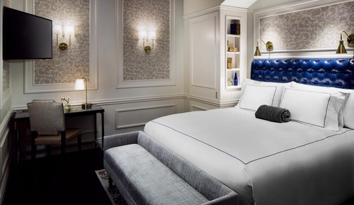 Premier Suite