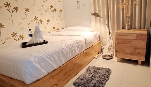 Shared Dormitory, Women only, Non Smoking, City View