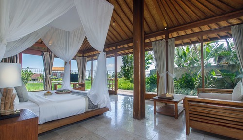 Deluxe One-Bedroom Villa with Rice Field View