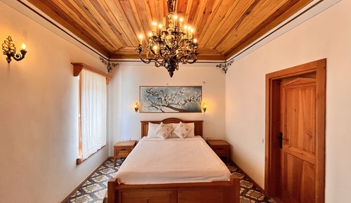 Deluxe Double Room, Courtyard View
