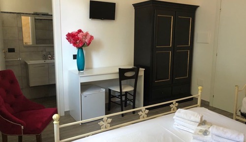 Comfort Triple Room