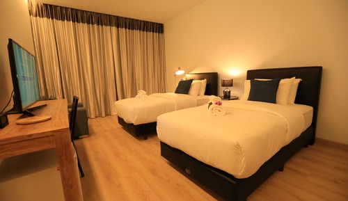 Deluxe Twin Room, 2 Twin Beds, Tower