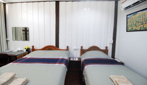 Family Room, 1 Bedroom