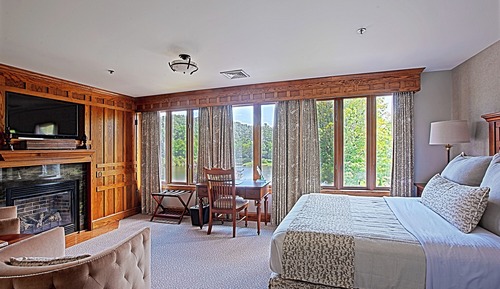 Premium Room, 1 Queen Bed, Fireplace