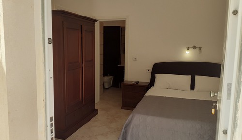 Deluxe Double Room, 1 Queen Bed, Non Smoking, Garden View (Loretta)