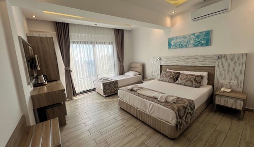 Family Room, Sea View