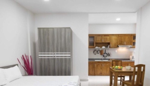 Superior Studio, 1 Queen Bed, Non Smoking, Courtyard View