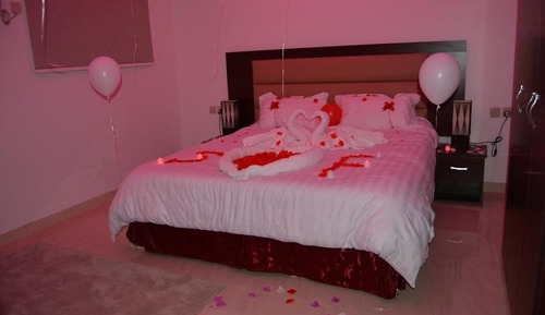 Suite, Jetted Tub