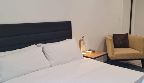 Honeymoon Studio Suite