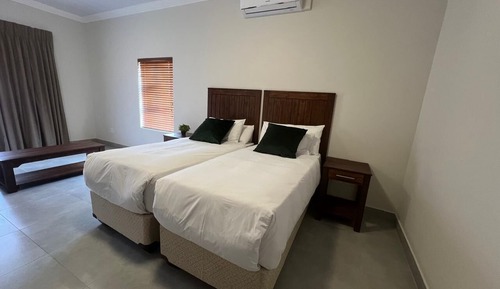 Luxury Apartment, 2 Bedrooms, Balcony
