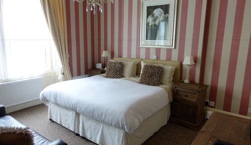 Luxury Room