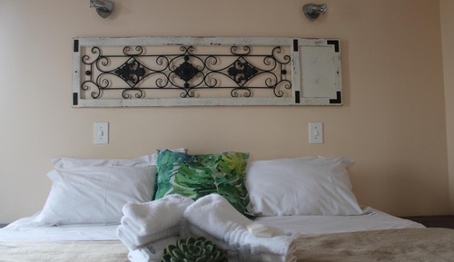 Chalet D - Kalahari Self-Catering King