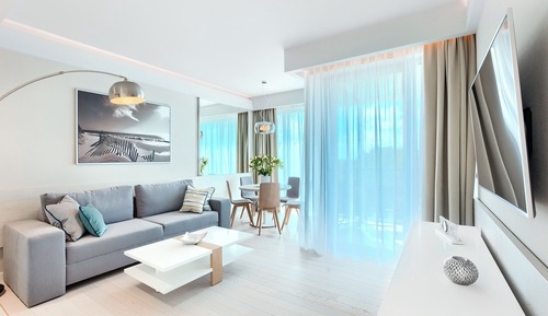 Deluxe Apartment