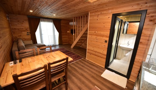 Deluxe Bungalow
