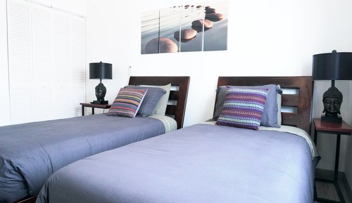 Deluxe Condo, 2 Bedrooms, Pool Access, Ocean View (Sea Front Residence)