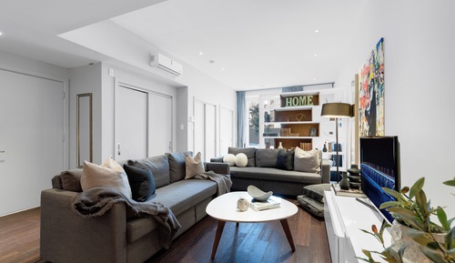 2 Apartments, 1 Bedroom, City View (Soho 5 & 6)