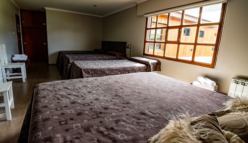 Family Room (5)