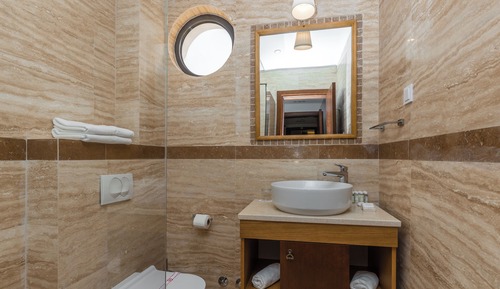 Basic Double Room