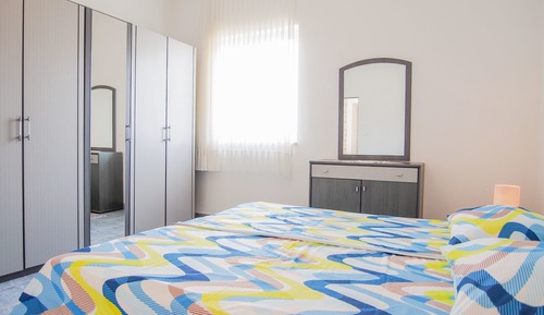 Apartment (A2)
