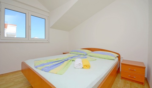 Apartment (A4)