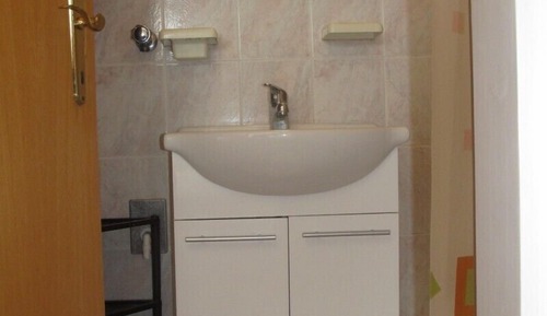 Apartment (A2)
