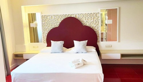 Exclusive Suite