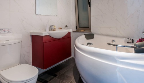 Superior Suite, Sea View (Jacuzzi)