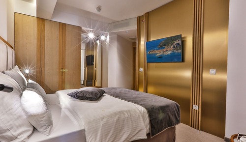 Economy Double Room, City View