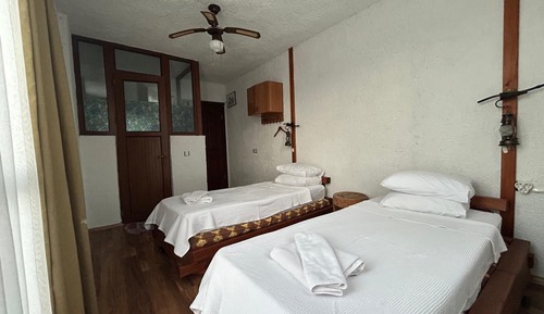 Basic Twin Room, Balcony