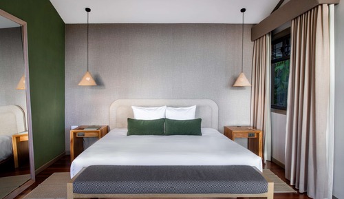 Premium Suite, 1 King Bed with Sofa bed, Non Smoking