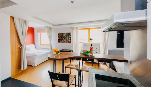 Business Apartment, 1 Queen Bed with Sofa bed, Non Smoking, City View
