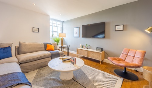 1 Bedroom Castle View Apartment