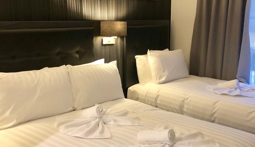 Deluxe Triple Room