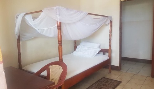 Standard Single Room, 1 Large Twin Bed, Non Smoking