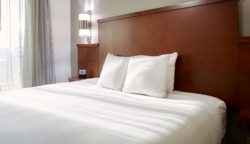 Room, 1 King Bed (High Floor)