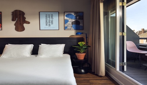 Deluxe Room, Courtyard View