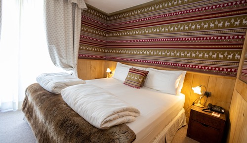 Deluxe Double Room (SPA access)