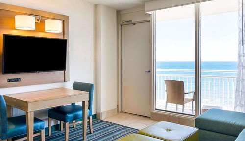 Suite, 1 King Bed, Non Smoking