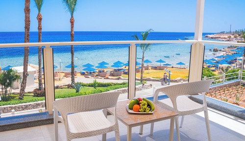 Elite Pool View Room