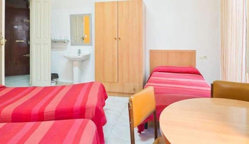 Triple Room, Shared Bathroom