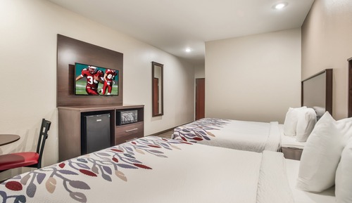 Deluxe Room, 2 Queen Beds, Non Smoking