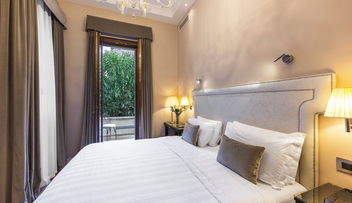 Deluxe Double or Twin Room, Canal View, Annex Building