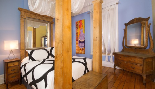 Family Suite, Multiple Beds, Jetted Tub and Fireplace