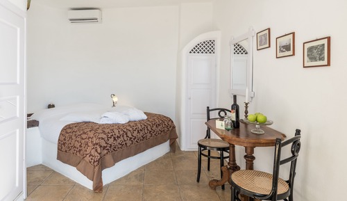 Studio, Jetted Tub (Caldera View)