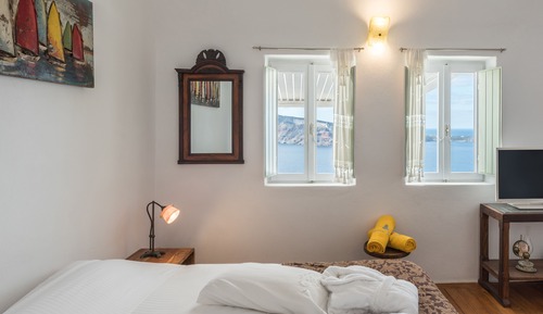 Senior Suite, Jetted Tub (Caldera View)