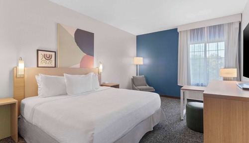 Room, 1 King Bed, Accessible, Bathtub (Mobility)