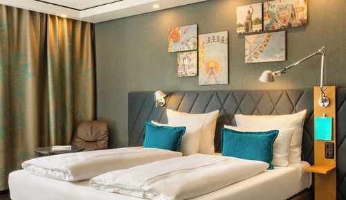 Comfort Room, 1 Queen Bed