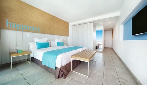 Deluxe Room, Partial Sea View