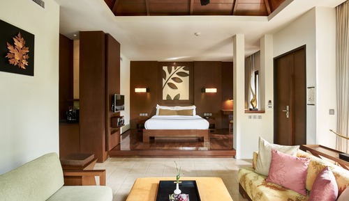 Suite, Jetted Tub, Garden Area